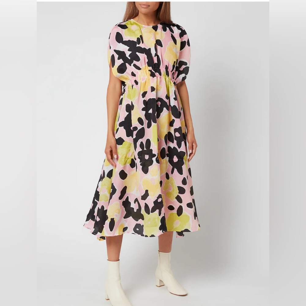 Stine Goya dress- I’m typically a solid 6 and this fits great.